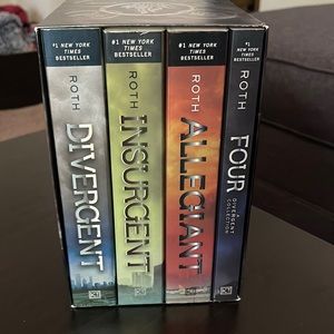 Divergent Book Series